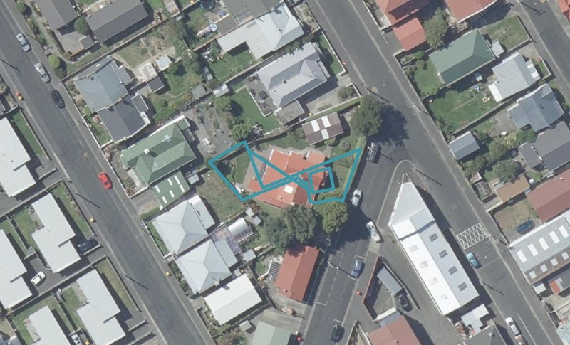 25 Ruskin Terrace, Caversham, Dunedin - Carousel 1
