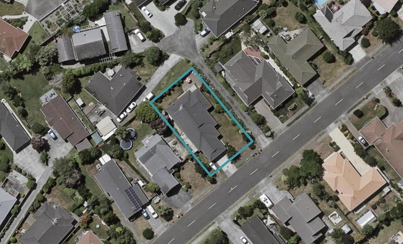 27 Cedar Drive, Paraparaumu Beach, Paraparaumu - Carousel 1
