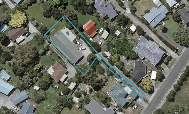 35 Aorangi Road, Paraparaumu, Paraparaumu - Carousel 1