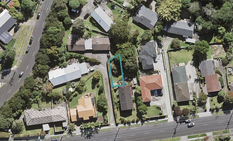 30B Coronation Road, Hillcrest, Auckland - Carousel 1