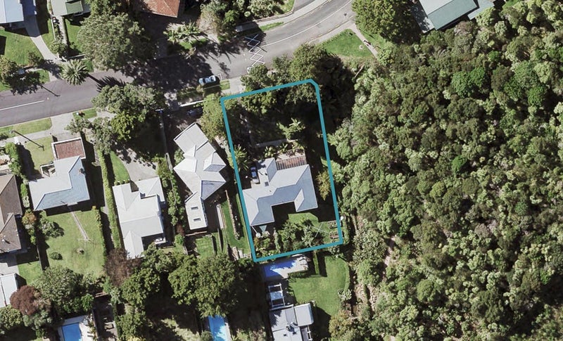 19 Kinsale Avenue, Glendowie, Auckland - Carousel 1