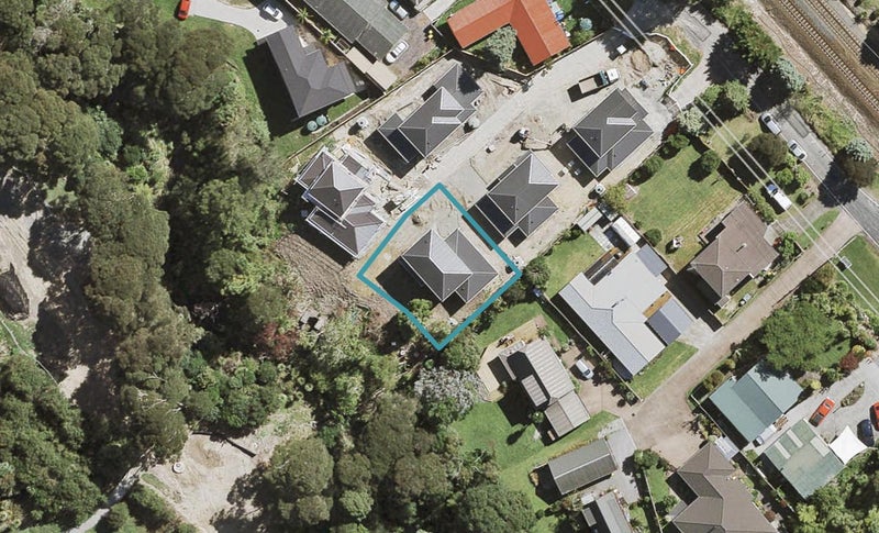 32C Sherrybrooke Place, Sunnyvale, Auckland - Carousel 1
