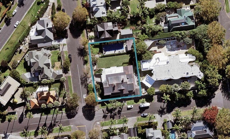 5 Upton Street, Herne Bay, Auckland - Carousel 1