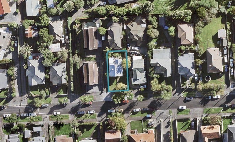12 Walsall Street, Avondale, Auckland - Carousel 1