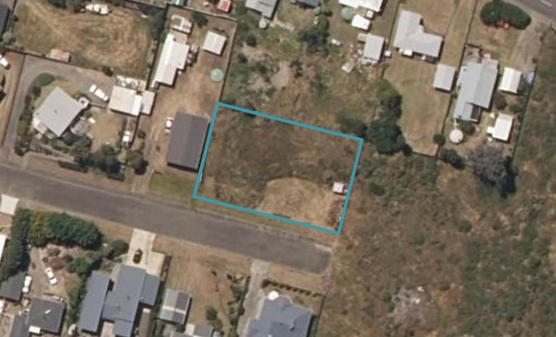 16 Ramona Avenue, Waitārere Beach, Levin - Carousel 1