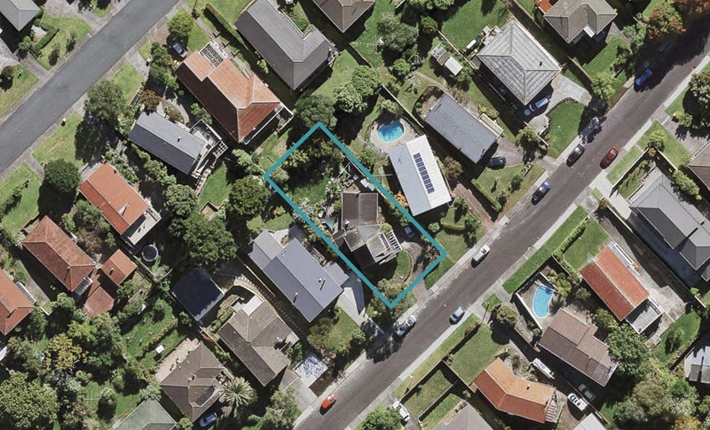 48 Compton Street, Hillcrest, Auckland - Carousel 1