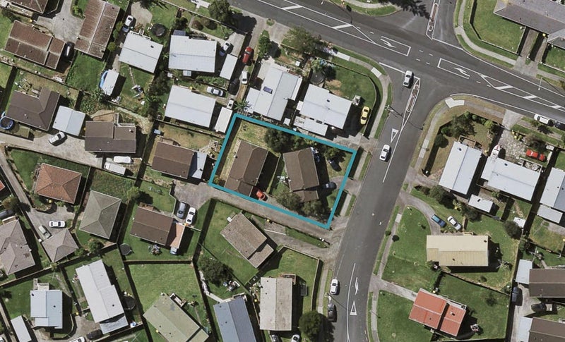 65 Othello Drive, Clover Park, Auckland - Carousel 1