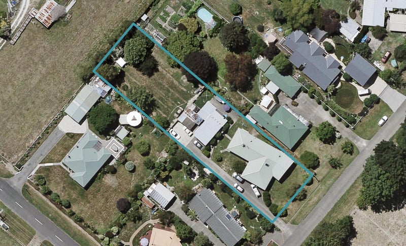 889 Park Road South, Longlands, Hastings - Carousel 1