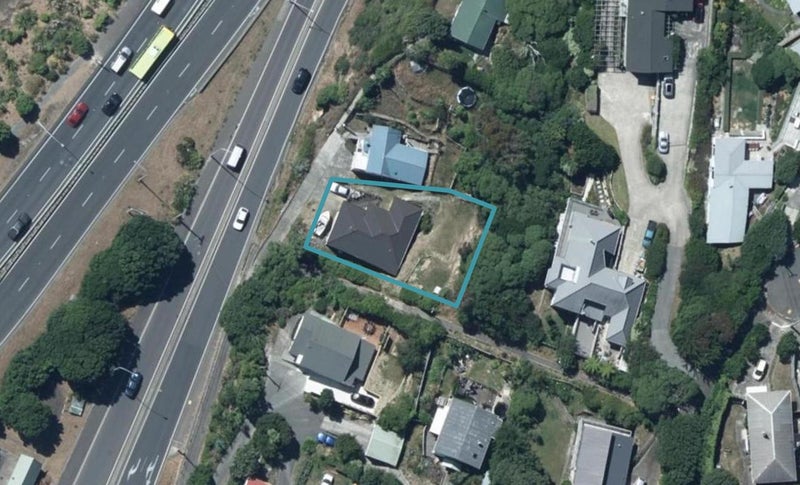 60 Paremata Crescent, Paremata, Porirua - Carousel 1