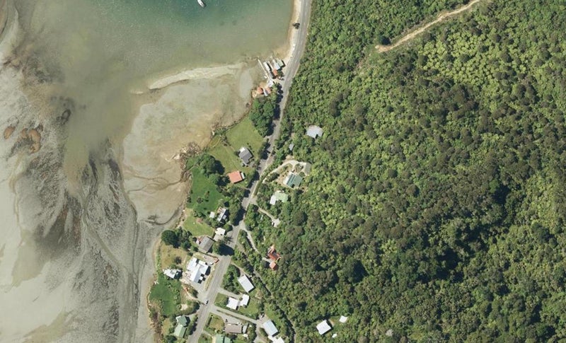 1748 Queen Charlotte Drive, Picton - Carousel 1
