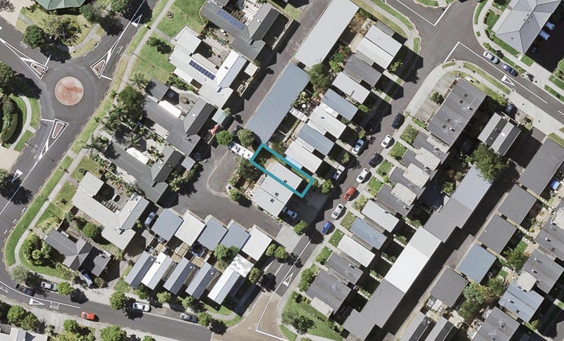 10 Kirikiri Lane, East Tamaki, Auckland - Carousel 1