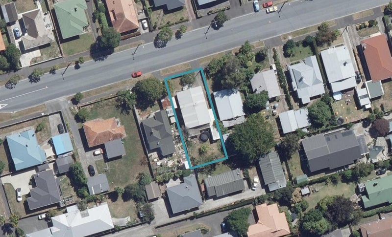 72 Cook Street, Hamilton East, Hamilton - Carousel 1