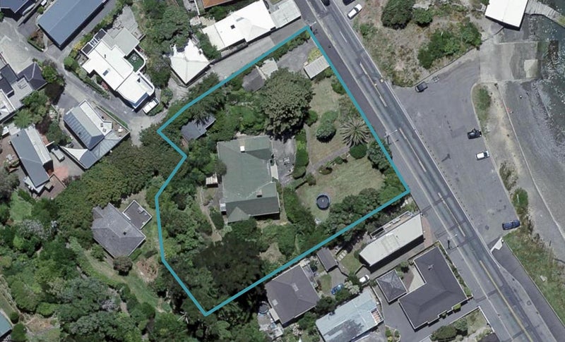 89 Marine Parade, Seatoun, Wellington - Carousel 1