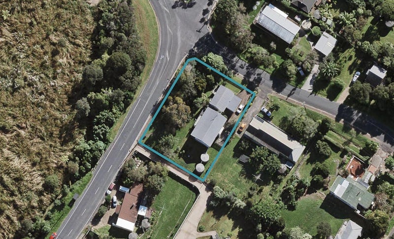 6 Wharf Road, Ostend, Waiheke Island - Carousel 1
