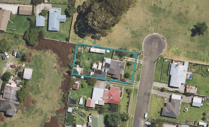 16 Ralph Street, Tamarau, Gisborne - Carousel 1