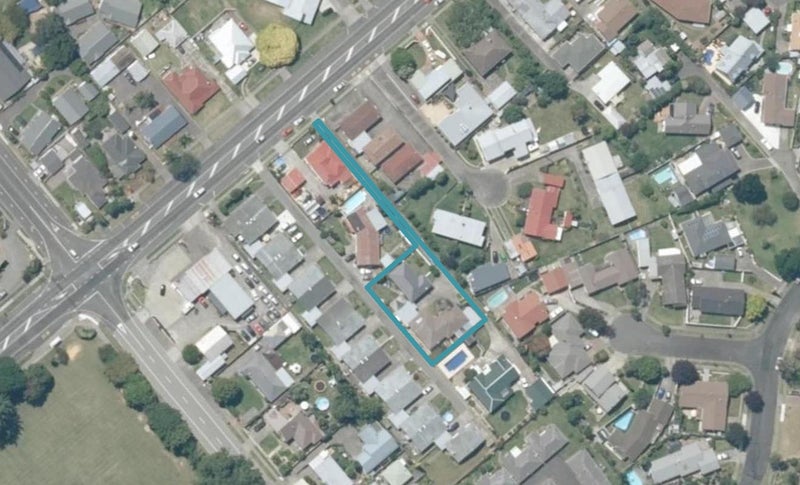 1/84A Gloucester Street, TARADALE, NAPIER - Carousel 1
