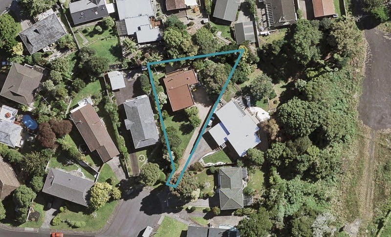 10 Polandson Place, Opaheke, Papakura - Carousel 1
