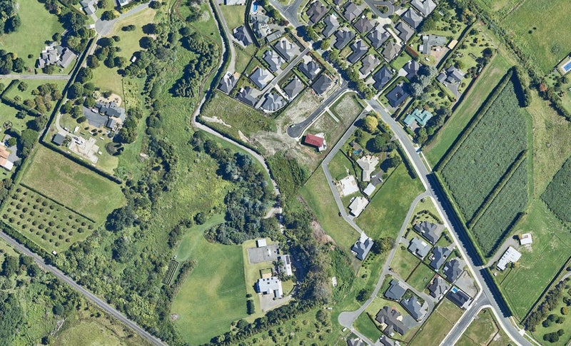 4 Ara Waione, OMOKOROA - Carousel 1