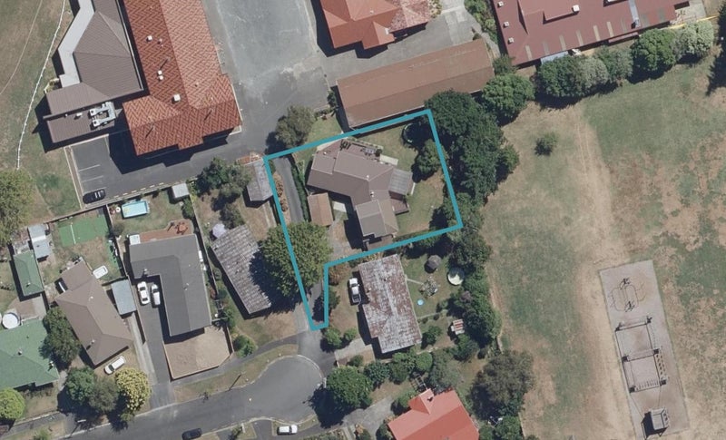 29 Casper Street, Fairfield, Hamilton - Carousel 1