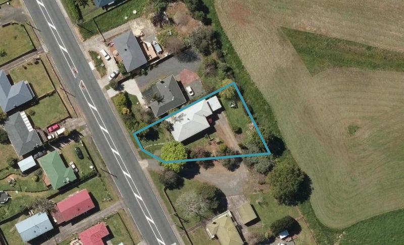 20 Corks Road, Kamo, Whangarei - Carousel 1