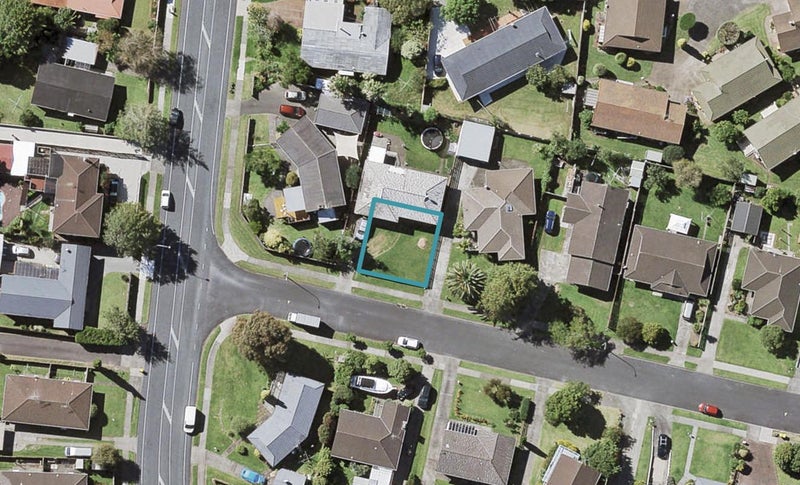 4 Rothwell Place, Sunnyhills, Auckland - Carousel 1
