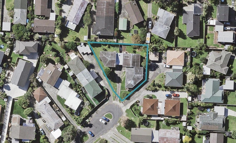 1/26 Ballater Place, Highland Park, Auckland - Carousel 1