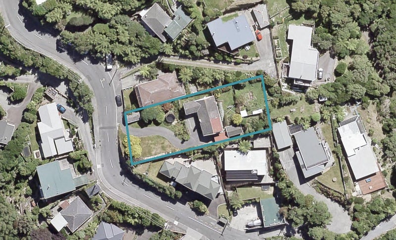 38 Maungaraki Road, Korokoro, Lower Hutt - Carousel 1