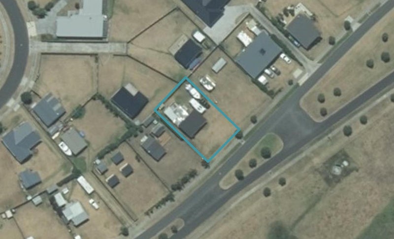 319 Harbour Drive East, Matarangi, Whitianga - Carousel 1
