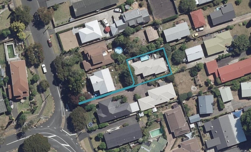 20A Queenwood Avenue, Queenwood, Hamilton - Carousel 1