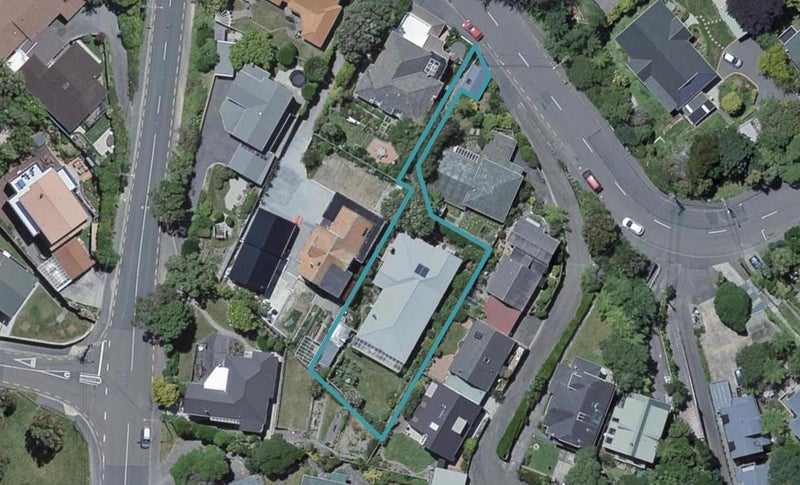 43 Clutha Avenue, Khandallah, Wellington - Carousel 1