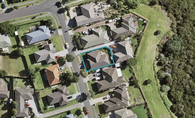 83 Waimahia Avenue, Weymouth, Auckland - Carousel 1