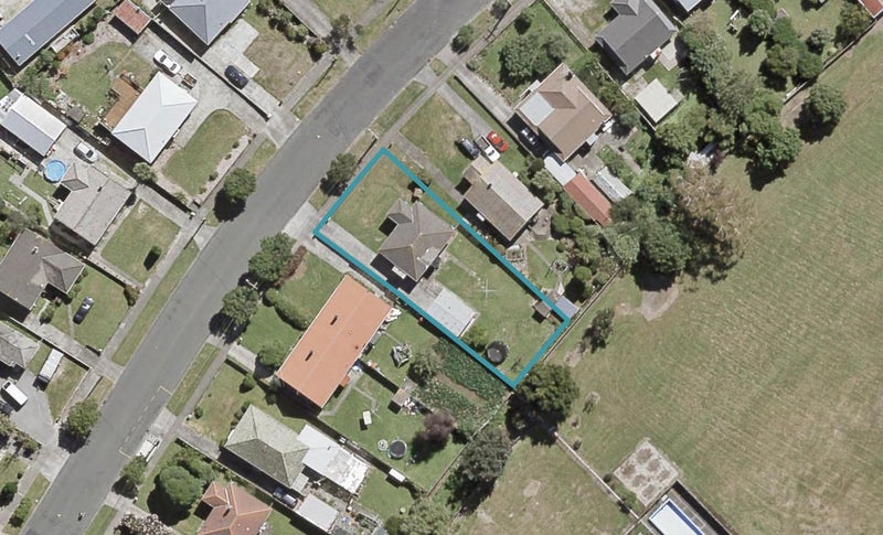 112 Molesworth Street, Taita, Lower Hutt - Carousel 1