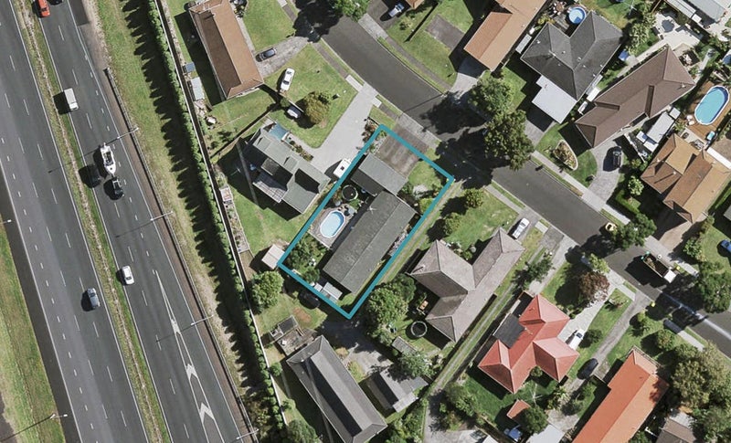 54 Lakeside Drive, Pahurehure, Papakura - Carousel 1