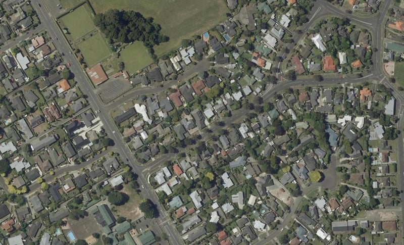 11 Winston Avenue, Hokowhitu, Palmerston North - Carousel 1