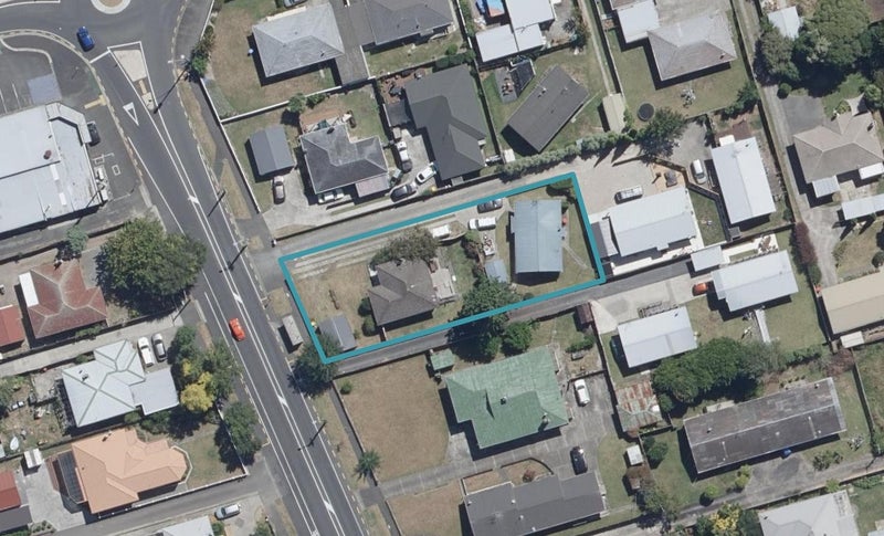 1154 Heaphy Terrace, Fairfield, Hamilton - Carousel 1