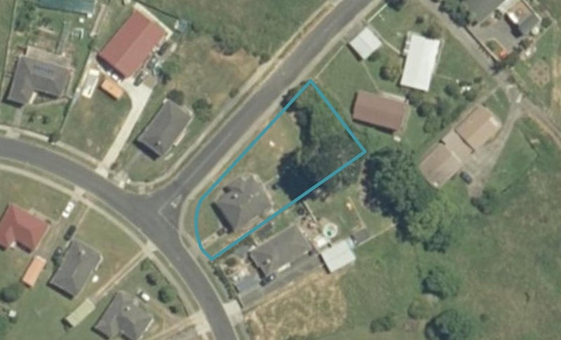 39 Te Wheoro Street, MEREMERE, MERCER - Carousel 1
