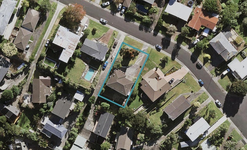 67 Girrahween Drive, Totara Vale, Auckland - Carousel 1