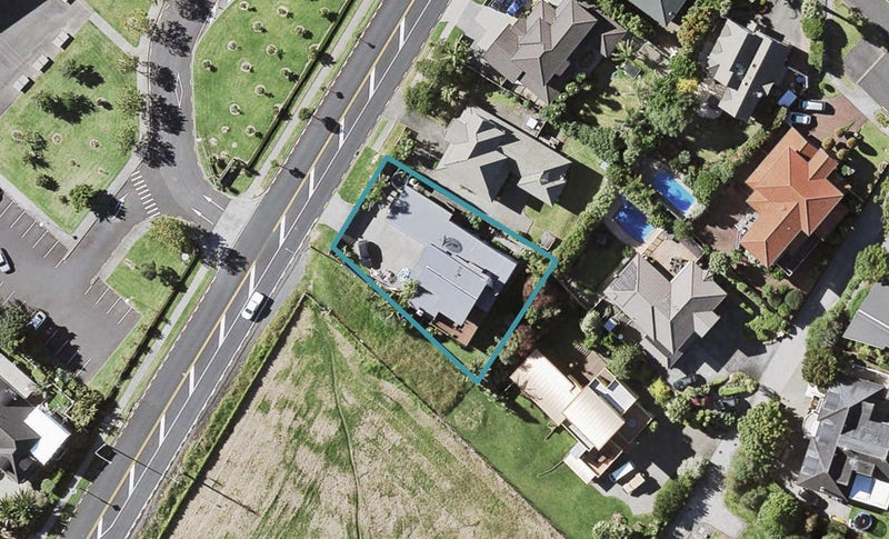 80 Somerville Road, Shelly Park, Auckland - Carousel 1