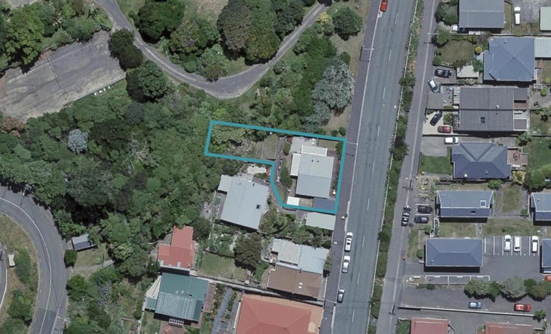 122 Queens Drive, Lyall Bay, Wellington - Carousel 1