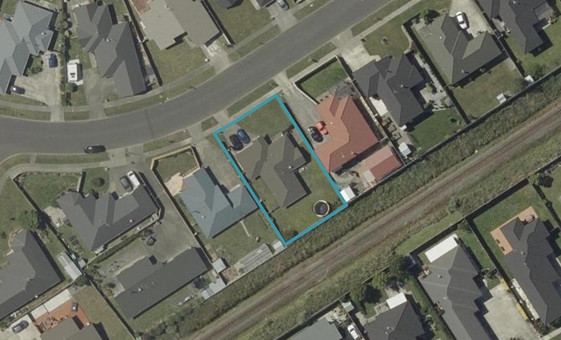 28 Geneva Terrace, Kelvin Grove, Palmerston North - Carousel 1