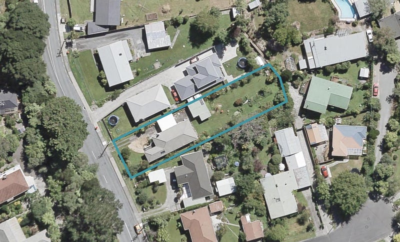 27 Pinehaven Road, Pinehaven, Upper Hutt - Carousel 1