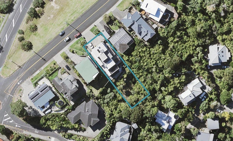 100 Knights Road, Rothesay Bay, Auckland - Carousel 1
