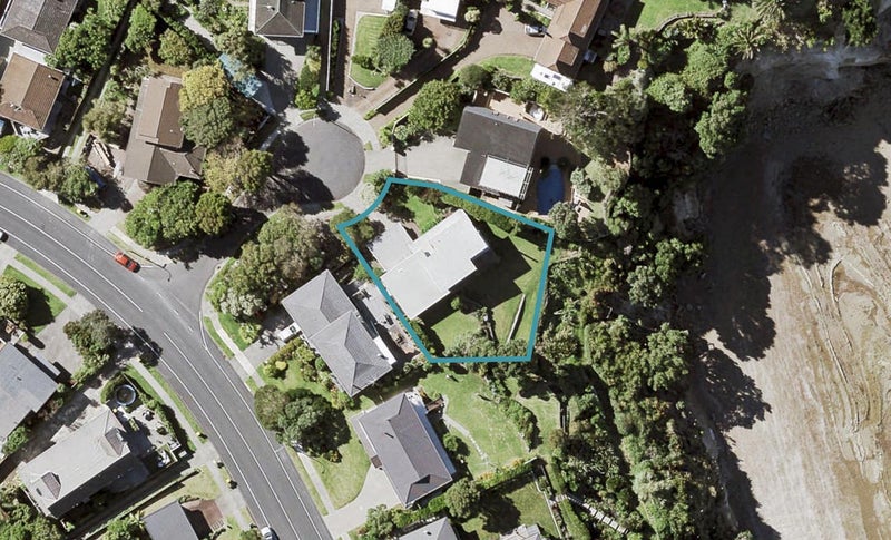 3 Patros Place, Bucklands Beach, Auckland - Carousel 1