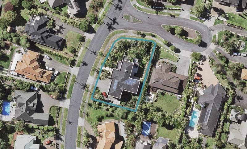 20 Anaheim Boulevard, Shamrock Park, Auckland - Carousel 1
