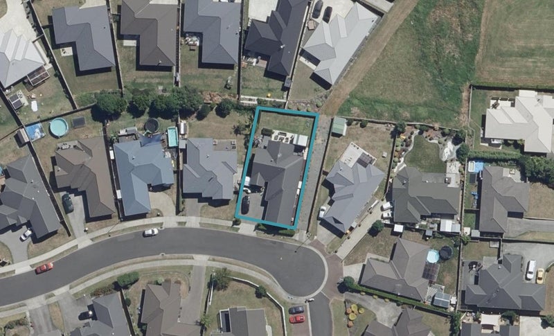 17 Everton Place, Grandview Heights, Hamilton - Carousel 1