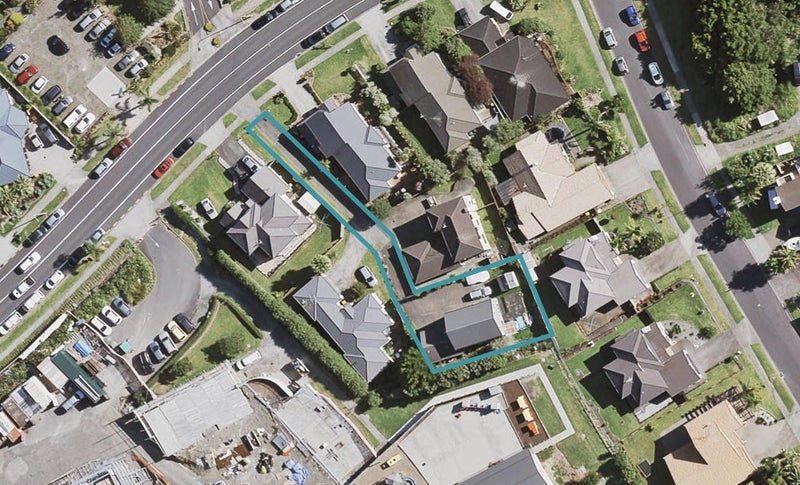 111 Charles Prevost Drive, The Gardens, Auckland - Carousel 1