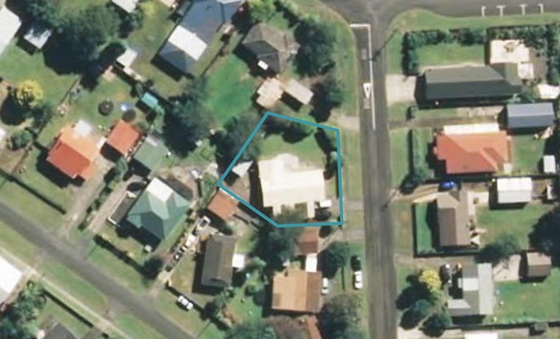42 Grey Street, Normanby, Hawera - Carousel 1