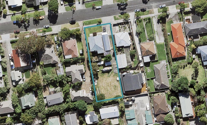 11A Fontenoy Street, Mount Albert, Auckland - Carousel 1