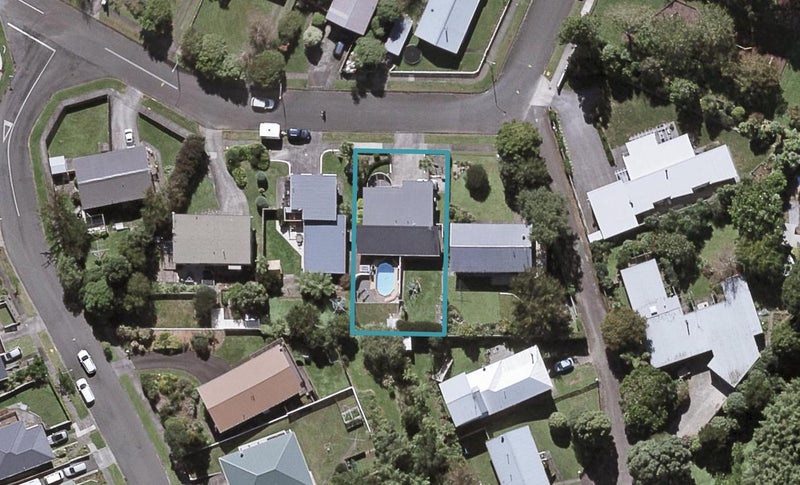 9 Bromley Place, Westown, New Plymouth - Carousel 1