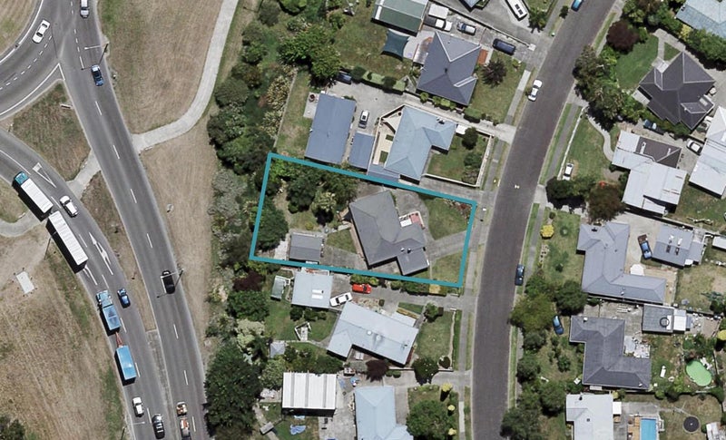 16 Downing Avenue, Pirimai, Napier - Carousel 1